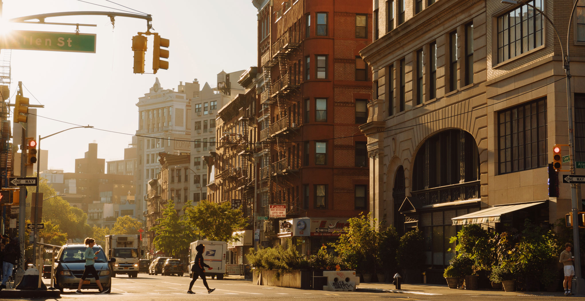Lower East Side Living Neighborhood in NYC The Suffolk Apartments in Lower East Side Lower